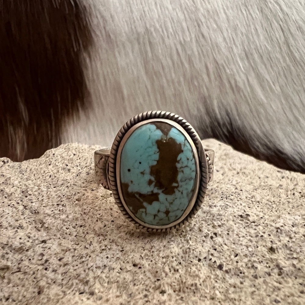 ❤️ #8 Turquoise Navajo Style Hand Stamped Decorative 5mm Band Ring Size 9 Unisex - Picture 3 of 14